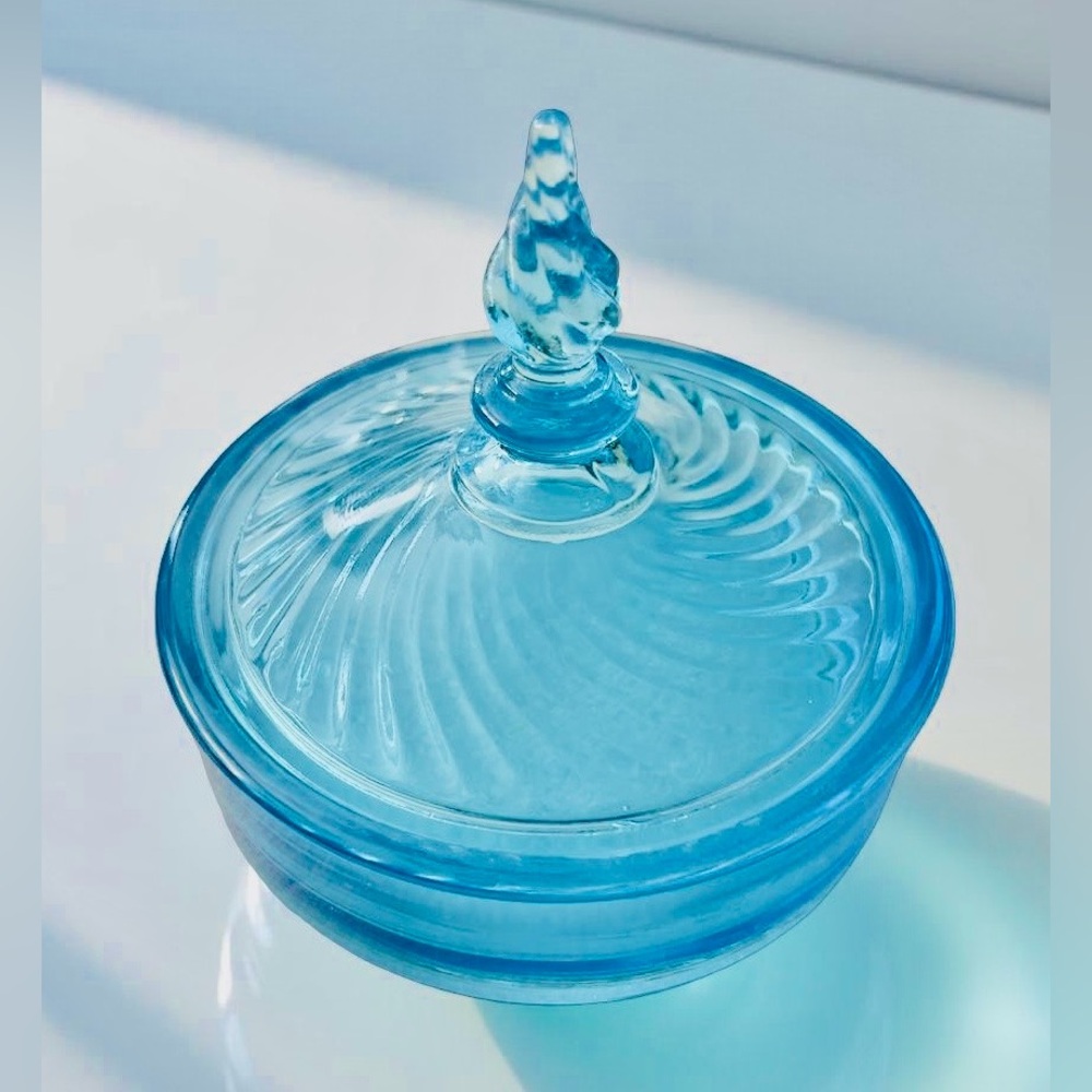 Tiffin Powder / Trinket Dish